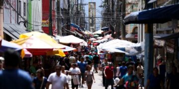 Confira o funcionamento do comércio nos dias 31/12 e no dia 1º de janeiro