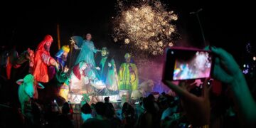 Após cancelamento de Réveillon, prefeitura vai desembolsar R$ 1,2 milhão para shows pirotécnicos e produção de eventos