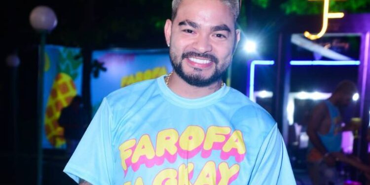 Yudi Tamashiro é chamado de ‘falso crente’ após comparecer a ‘Farofa da Gkay