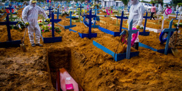 Um ano depois, familiares de vítimas da crise de oxigênio relatam saudade, revolta e a impunidade diante da tragédia sanitária