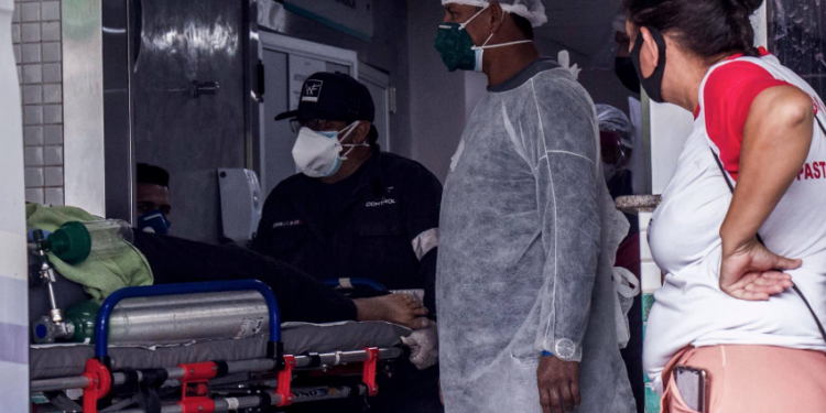 Recorde: AM registra mais 7,5 mil novos casos de coronavírus em 24h