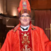 1ª pessoa não binária a assumir bispado na Igreja Luterana tomou posse com colete