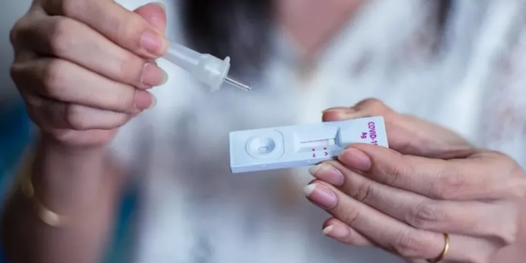 Anvisa libera autotestes de Covid-19; compra poderá ser feita sem receita médica