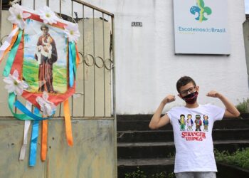 Fiocruz faz live sobre aspectos sanitários legais e educacionais da vacinação, em crianças no Brasil