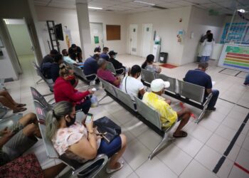 Devido à alta de novos casos de Covid-19, SES suspende visitas em hospitais do Amazonas
