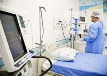 Sindicalista denuncia que profissionais em saúde estão atuando infectados com Covid-19 nos hospitais públicos