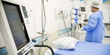Sindicalista denuncia que profissionais em saúde estão atuando infectados com Covid-19 nos hospitais públicos
