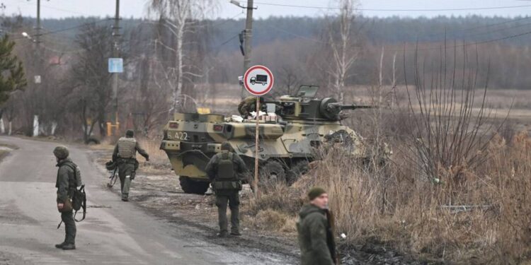 Invasão das forças militares russas na Ucrânia pode elevar inflação no Brasil