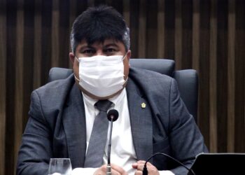 David Reis é investigado pelo Ministério Público por suspeita de irregularidades na compra de café e açúcar