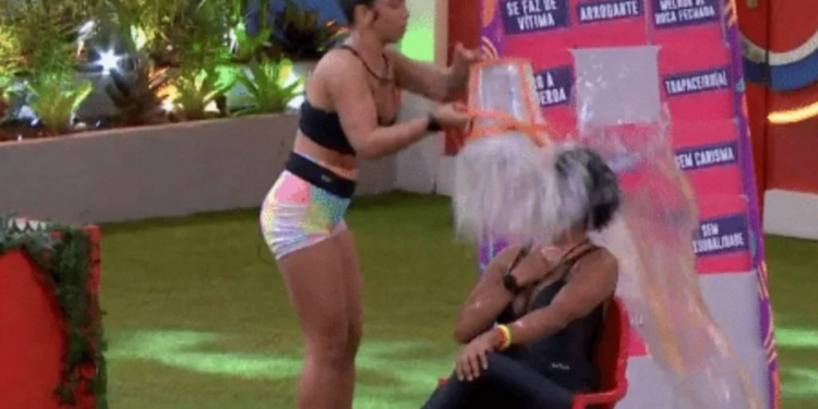 BBB Maria acaba de ser expulsa do BBB22, informa Leo Dias