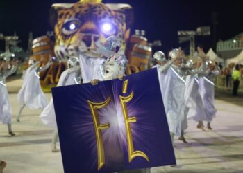 Vai ter Carnaval: Desfile das escolas de samba será em formato live e sem público