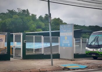 Sem placa da PM, assaltantes roubam mais uma UBS em Manaus