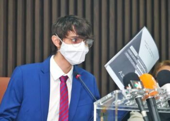 Desembargador mantém suspenso aumento de 83% do ‘Cotão’ dos vereadores de Manaus