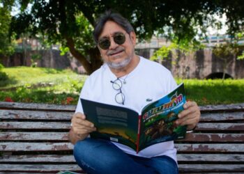 Jornalista lança livro contando história do Curumim