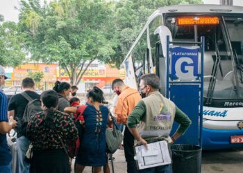 Mais de 26 mil pessoas devem deixar Manaus no feriado prolongado