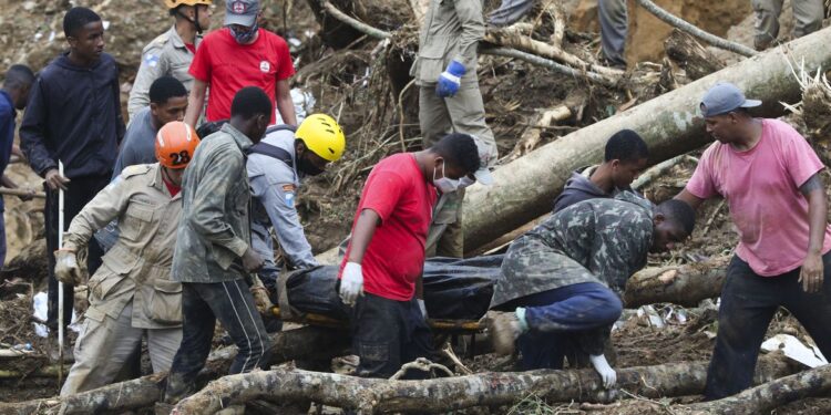 Com 80 mortes registradas, município de Petrópolis teve pior chuva desde 1932