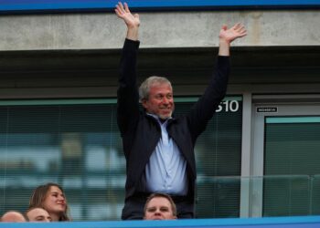 Dono do Chelsea, empresário russo Roman Abramovich decide vender clube