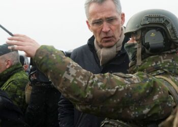 Otan desmente recuo anunciado de tropas russas