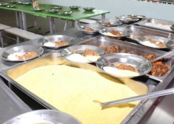 Carne vencida é servida aos alunos da rede estadual de ensino, denuncia deputado
