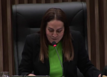 Vereadora de Manaus vira meme por não saber pronunciar ‘streaming’