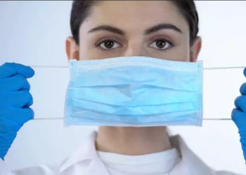 PRECOCE E EQUIVOCADA DECISÃO DE DESOBRIGAÇÃO DO USO DE MÁSCARAS NO AMAZONAS