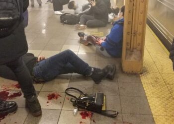 Ataque a tiros no Metrô de Nova York deixa ao menos 13 feridos