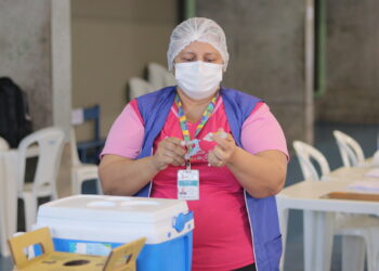 Prefeitura terá 52 pontos de vacinação contra a Covid-19 durante a semana e outros 170 para influenza e sarampo