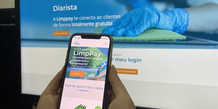 Tecnologia é aliada à prestação de serviços domésticos
