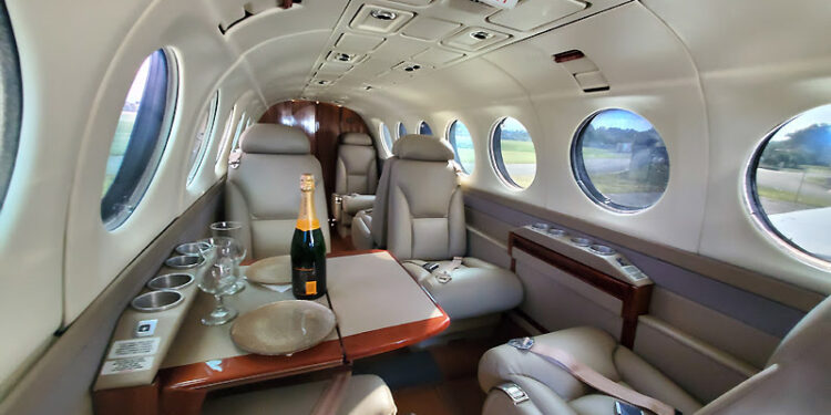 Registro de preços da Amazonastur, incluindo jatinho de luxo, é maior que os orçamentos anuais da empresa nos últimos 3 anos