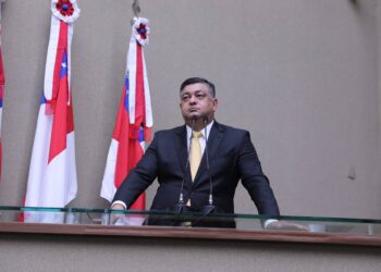 Deputado Dermilson Chagas denuncia as péssimas condições da rodovia AM-010