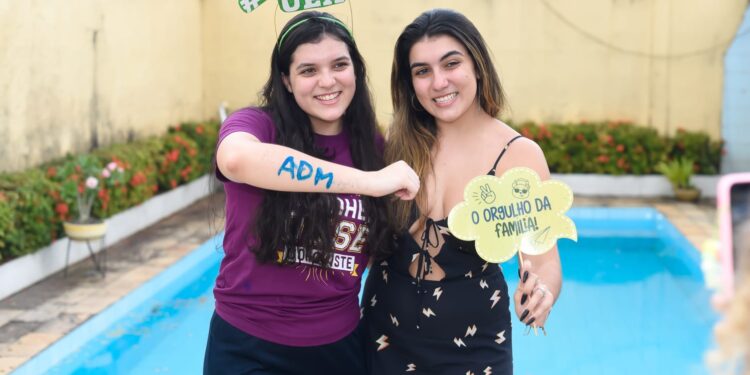 Aprovados na UEA revelam estratégias para garantir bom desempenho