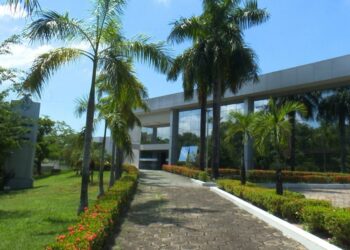 Deputado afirma que Governo do Estado tem superávit de R$ 13,4 bilhões