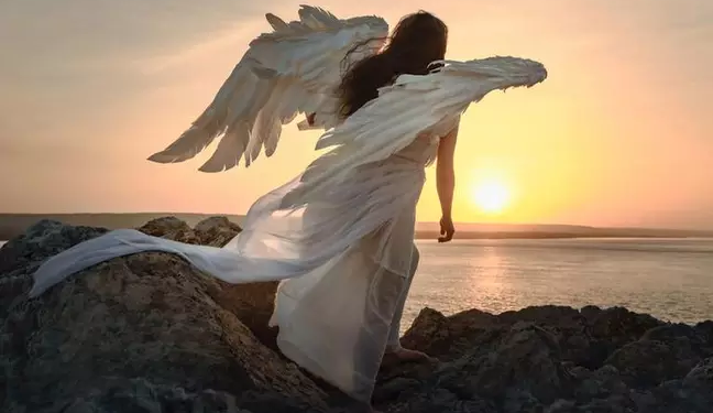 Terapeuta espiritual revela o nome do seu anjo da guarda a partir desta quarta (1º)