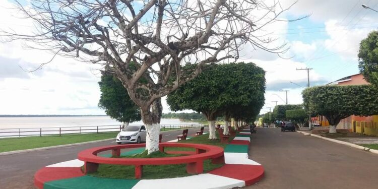 Ministério Público aciona Justiça para inibir nepotismo na Prefeitura de Urucurituba