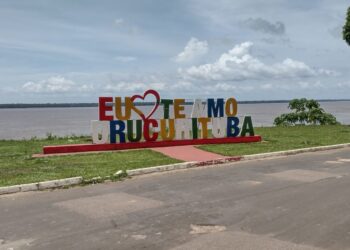 Prefeitura que deu calote em professores contrata shows de padre e pastor por R$ 238 mil