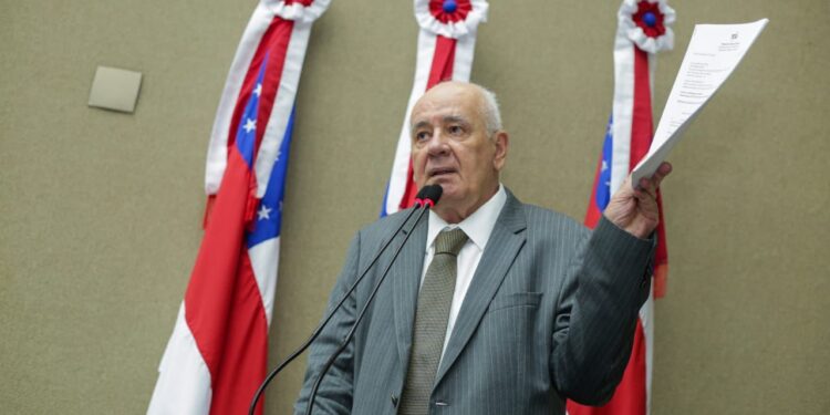 Deputado Serafim propõe que TCE examine contas Fundeb no AM