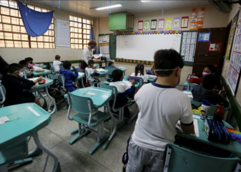 O Globo: Compra de material escolar do FNDE tinha sobrepreço de R$ 1,5 bilhão