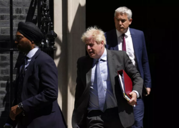 Boris Johnson se diz ‘profundamente preocupado’ com desaparecimento de Dom Phillips no AM