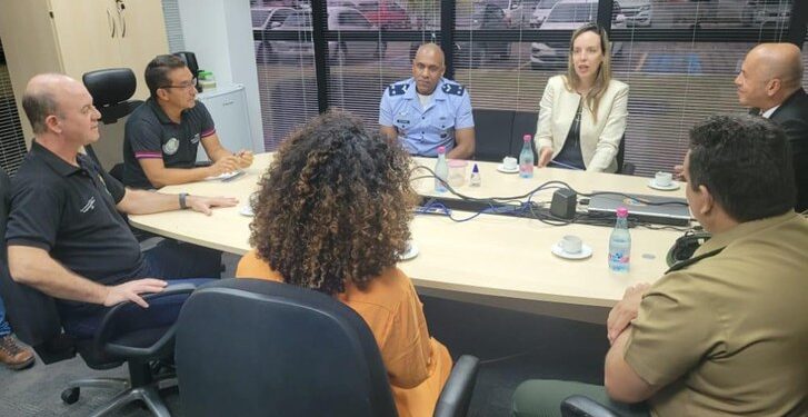 Diretor-geral do TSE visita o TRE-AM