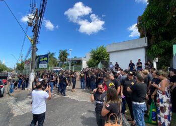 Policiais anunciam nova manifestação para pressionar governador Wilson sobre escalonamento