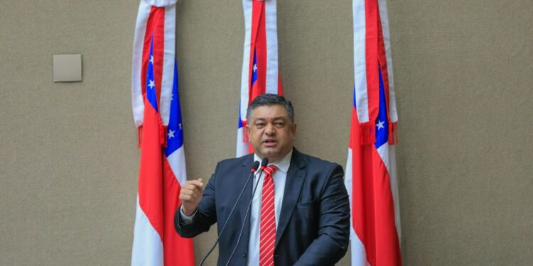 Parlamentar acusa governador de cometer crime ao apagar dados do Portal do Estado