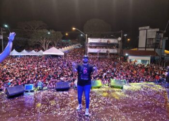 Comitê anticorrupção pede ao MP que investigue contratação de artistas nacionais por prefeituras no Amazonas