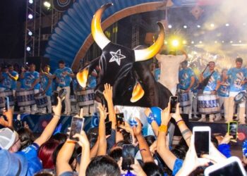 Bar do Boi encerra temporada do Caprichoso em Manaus