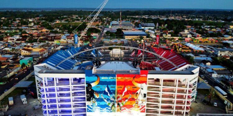 Patrocinadora do Festival Folclórico de Parintins 2022, Bemol e Bemol Farma tem ações programadas na cidade