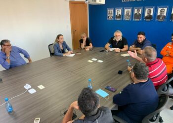 Transportadoras fluviais de cargas do AM podem parar atividades em 10 dias