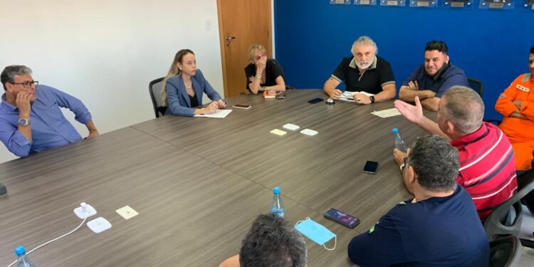 Transportadoras fluviais de cargas do AM podem parar atividades em 10 dias