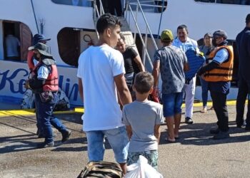 Em Parintins, Juizado da Infância e Juventude fiscaliza cumprimento de portarias pelos órgãos responsáveis por festival dos bumbás
