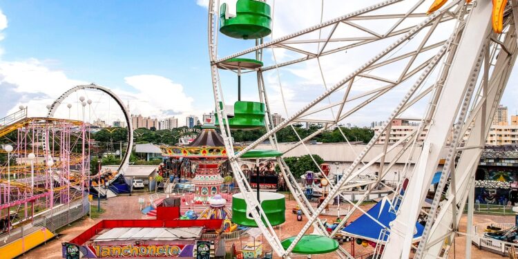 Como convidados de honra, papais terão entrada gratuita no Mirage Park