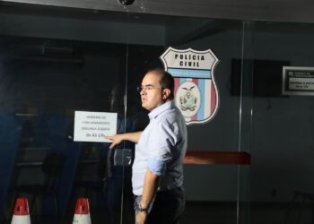 Candidato constata delegacias fechadas à noite e propõe funcionamento 24h