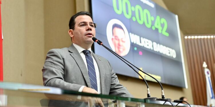 Deputado aponta inconsistências na execução do Asfalta Manaus